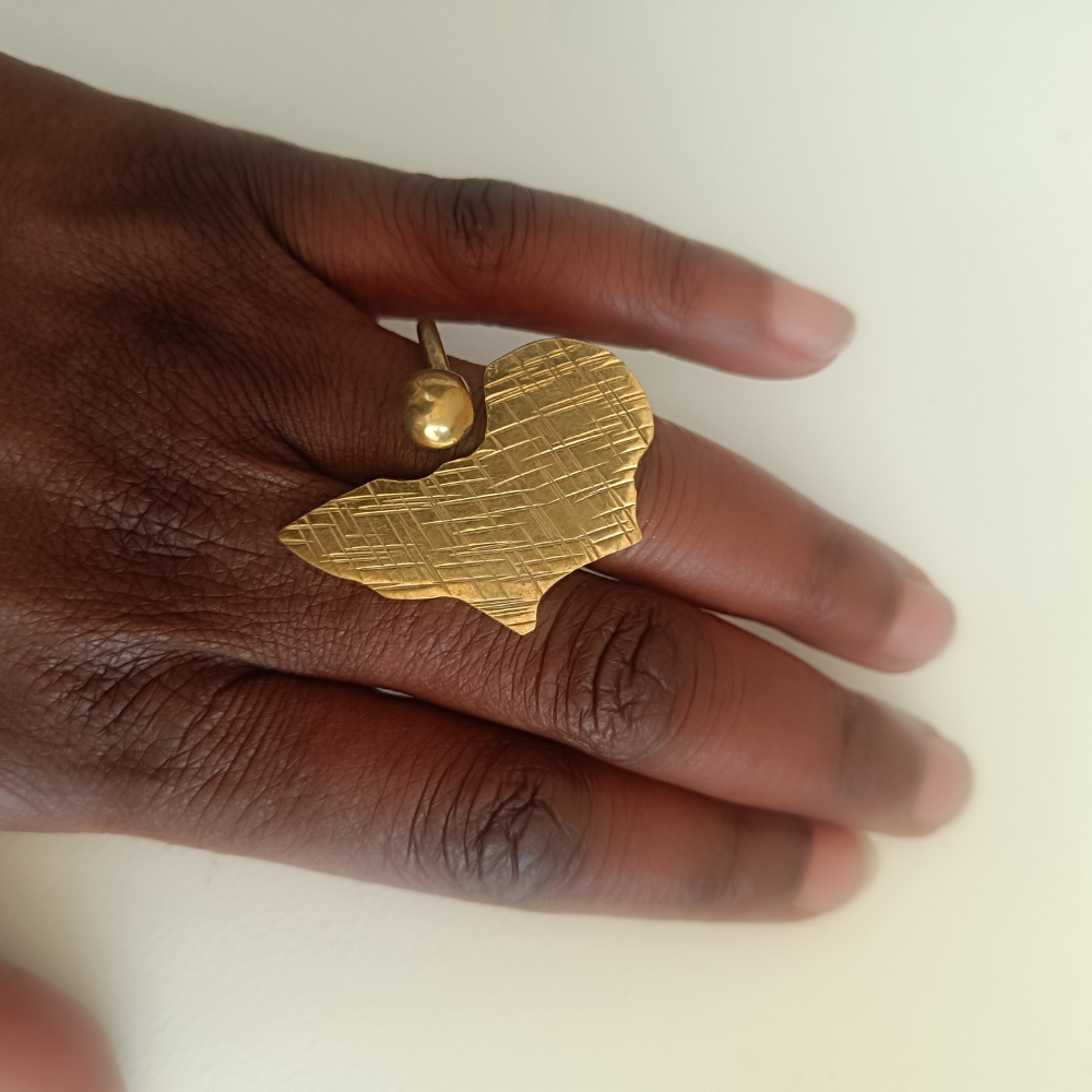Bague en Bronze – Personnalisable avec Cauri ou Pierre Naturelle