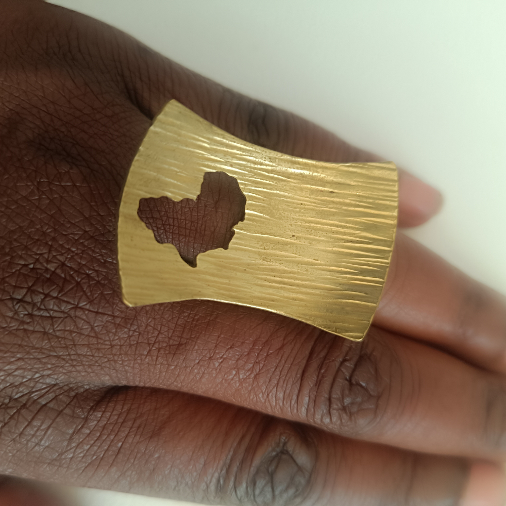 Bague en Bronze – Personnalisable avec Cauri ou Pierre Naturelle