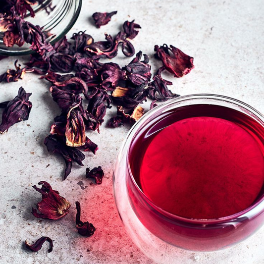 L'Hibiscus : La Fleur Miraculeuse pour Ton Bien-être et Ta Beauté