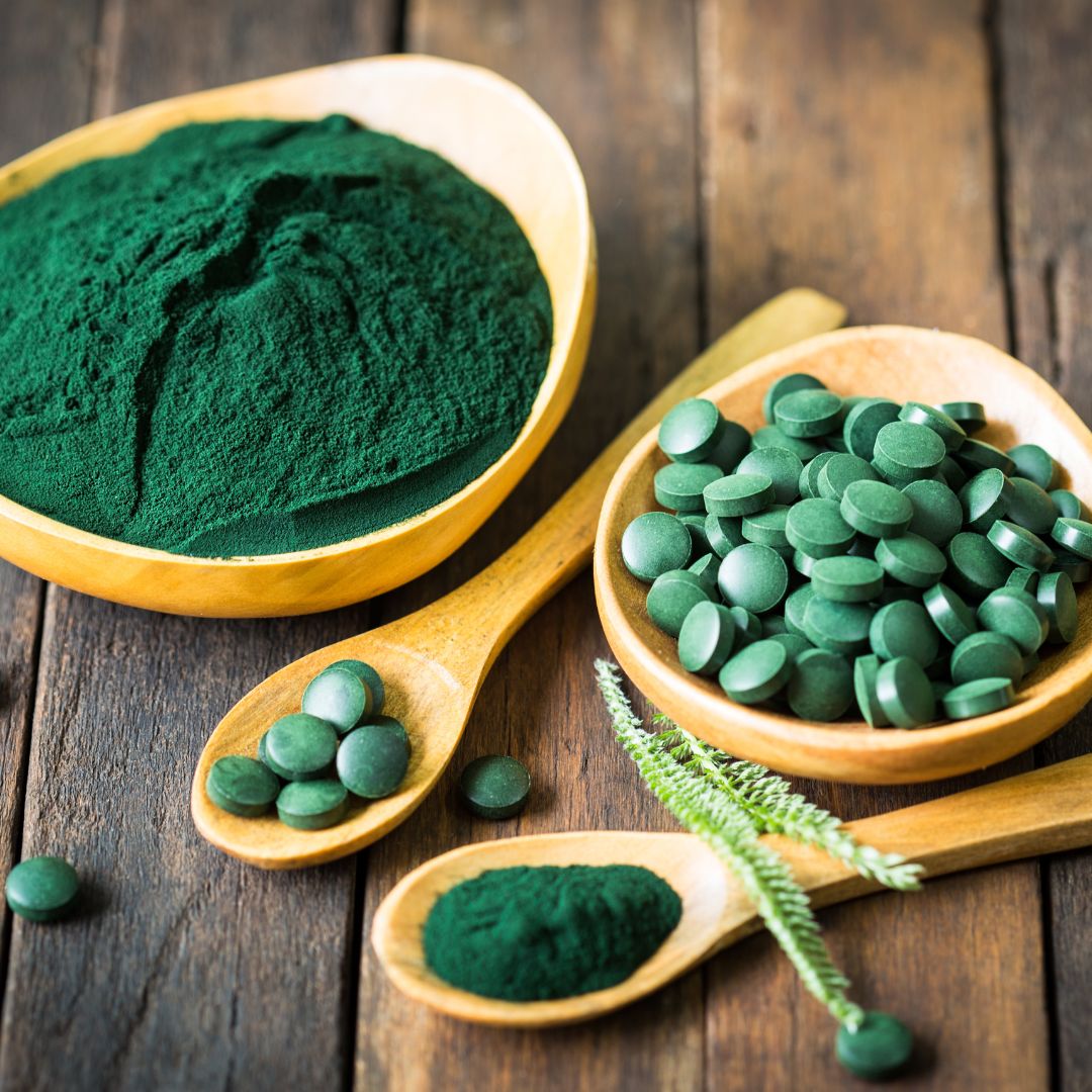 🧘♀️ Moringa ou Spiruline : que choisir selon la naturopathie ?